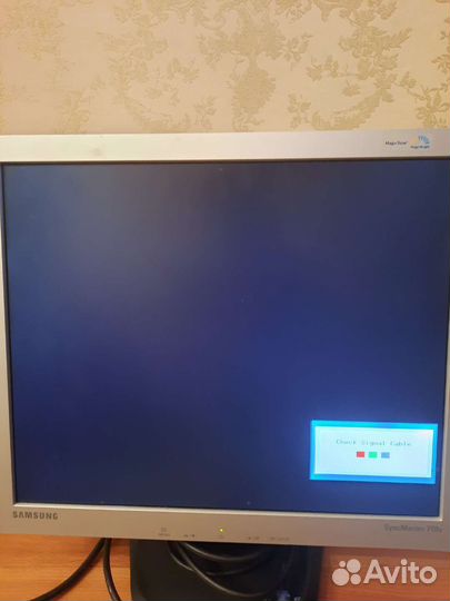 Монитор Samsung