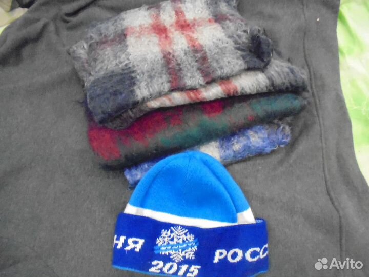 Шарф мохеровый новый.шапка спорт