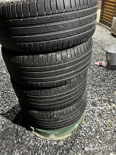 Nokian Tyres Hakka Blue SUV 285/60 R18 116