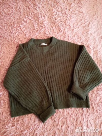 Свитер