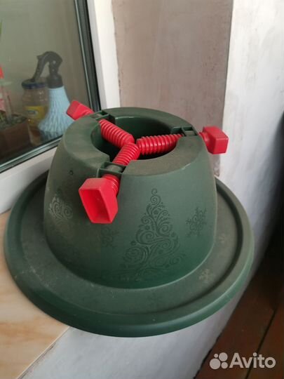 Подставка под елку