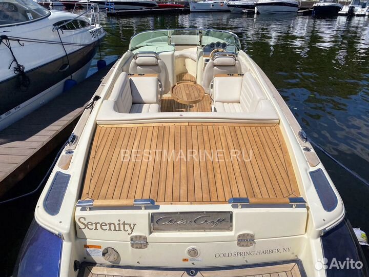 Моторный катер Chris-Craft Launch 25