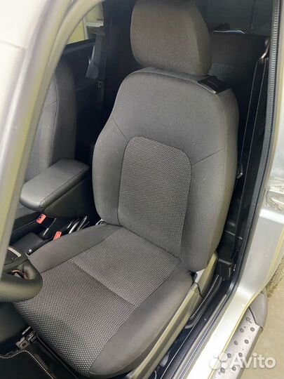 Чехлы из экокожи