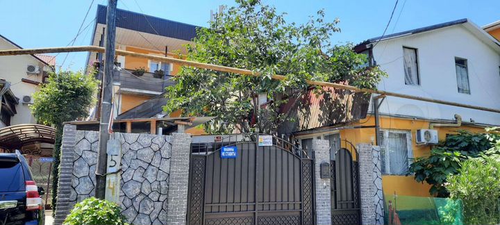 Комната 22 м² в 8-к., 2/3 эт.