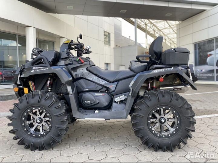 BRP Can-Am Outlander 1000 XMR