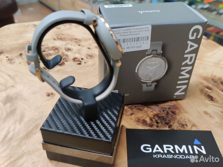 Garmin Lily Classic Cream Gold Braloba Grey