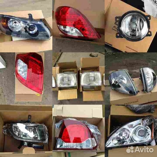 Фонарь задний правый внутренний для toyota camry