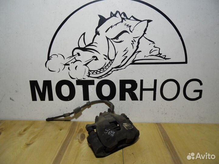 Суппорт передний правый Пежо 308