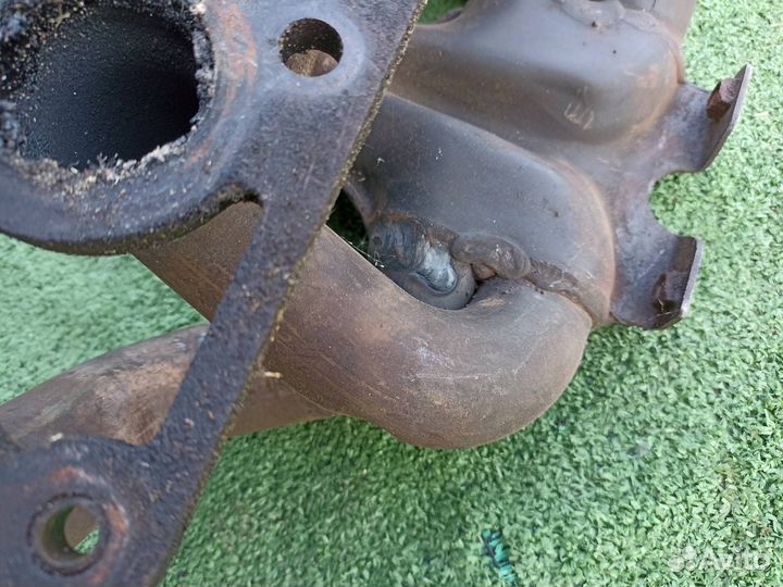 Коллектор выпускной Ford Focus 1 универсал 2.0