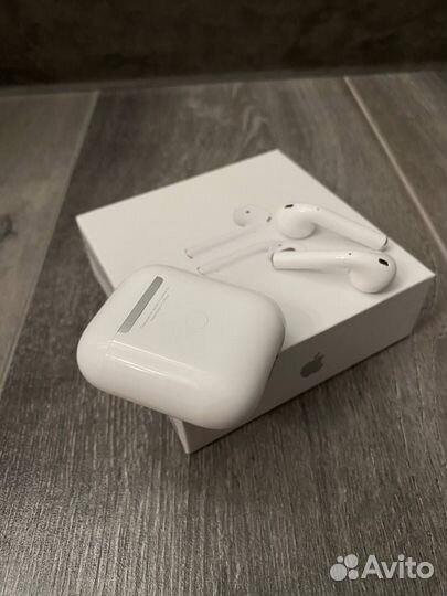 Apple AirPods 2 оригинал б/у