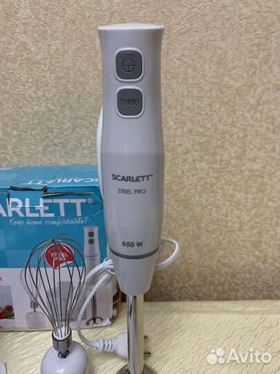 Погружной блендер Scarlett SC-HB42F84