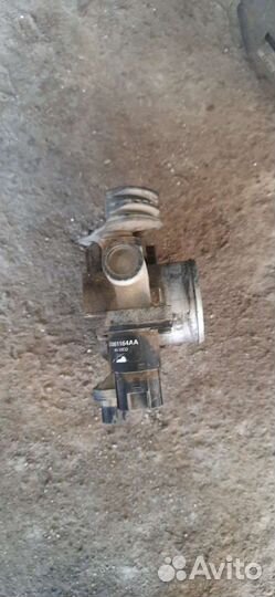 Дроссельная заслонка Dodge Caravan 1996-2000