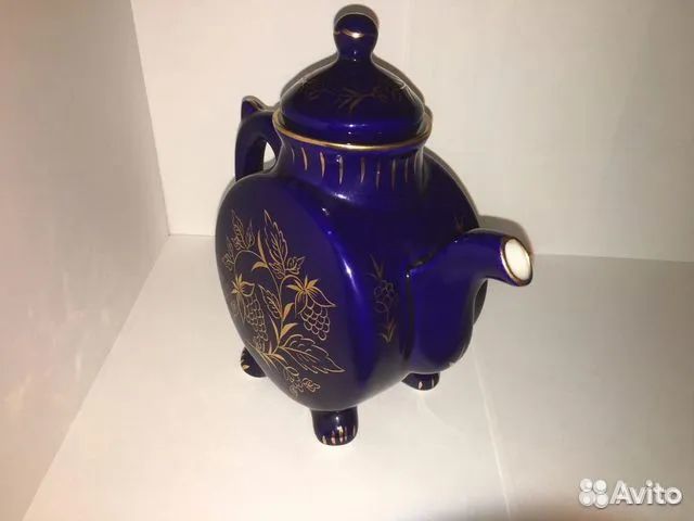 Чайник фарфоровый Гжель кобальт, СССР