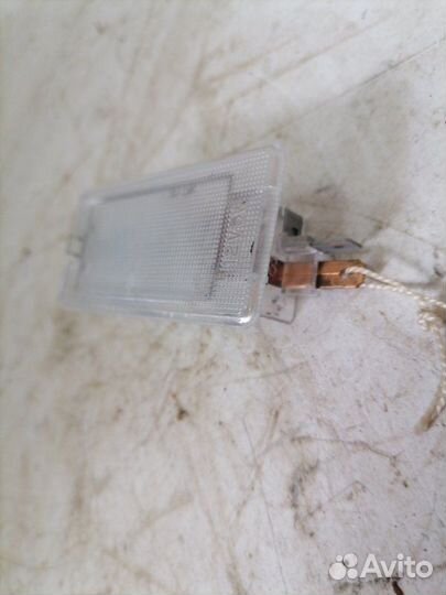 Плафон подсветки багажника задний Hyundai Solaris