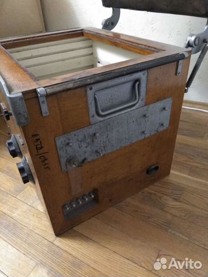 Устройство для контактной широкоформатной фотопеча