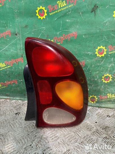 Фонарь задний правый Chevrolet Lanos седан 1.5