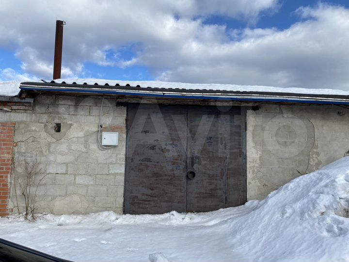 Гараж, > 30 м²