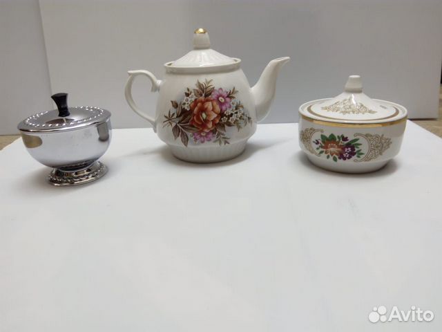 Заварочный чайник, сахарницы