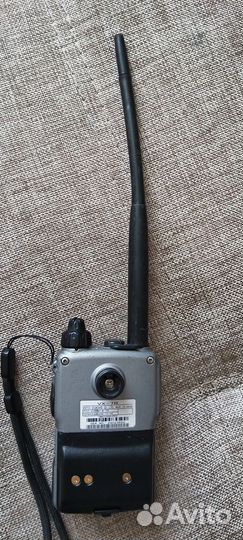 Радиостанция Yaesu-VX-7R