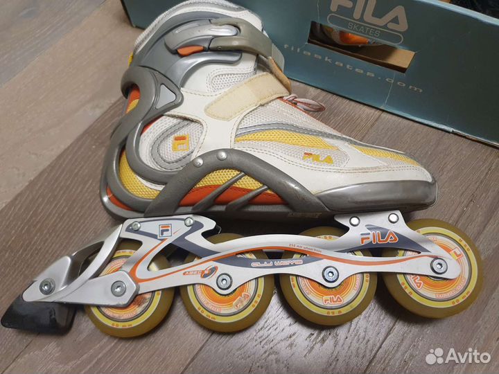 Ролики женские fila р.38.5 + комплект защиты