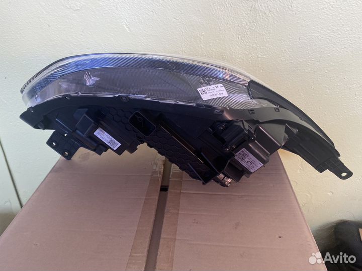 Фара левая KIA sportage4