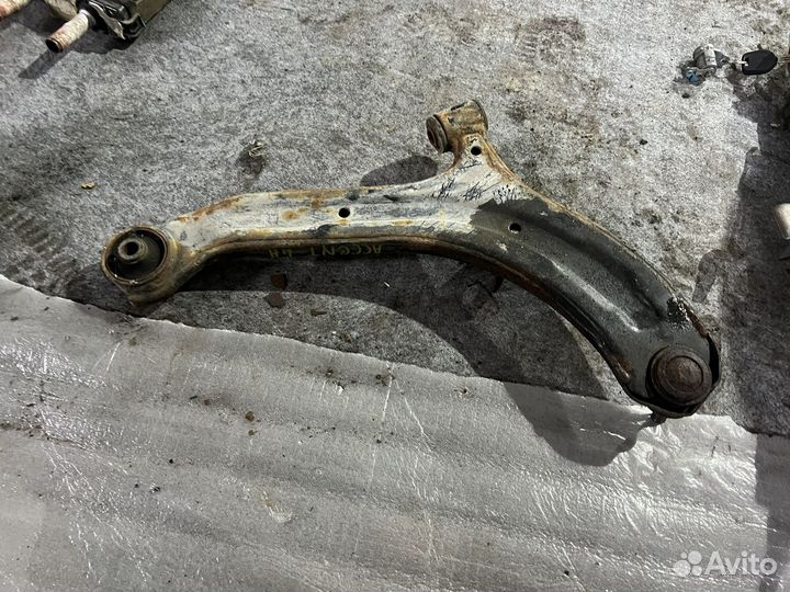 Рычаг передний Hyundai Accent
