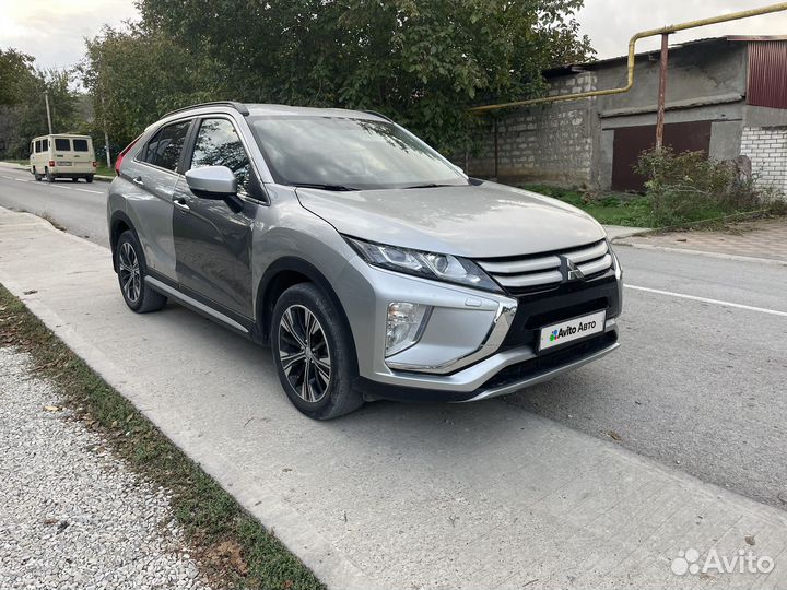 Mitsubishi Eclipse Cross 1.5 CVT, 2018, битый, 98 000 км