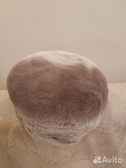 Шапка меховая (меховый берет)