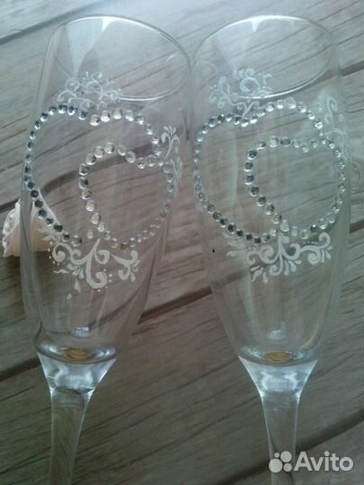 Свадебные бокалы, семейный очаг