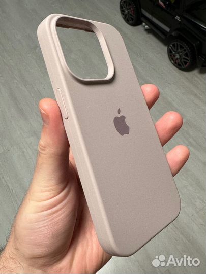 Чехол на iPhone 15 pro