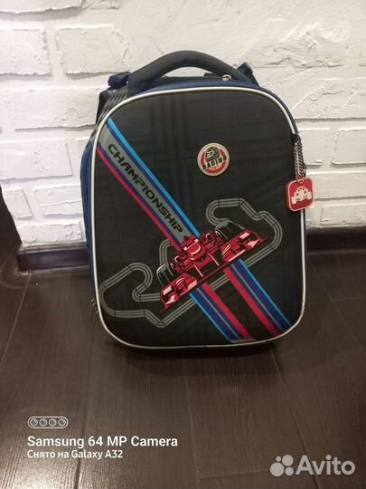 Школьный рюкзак