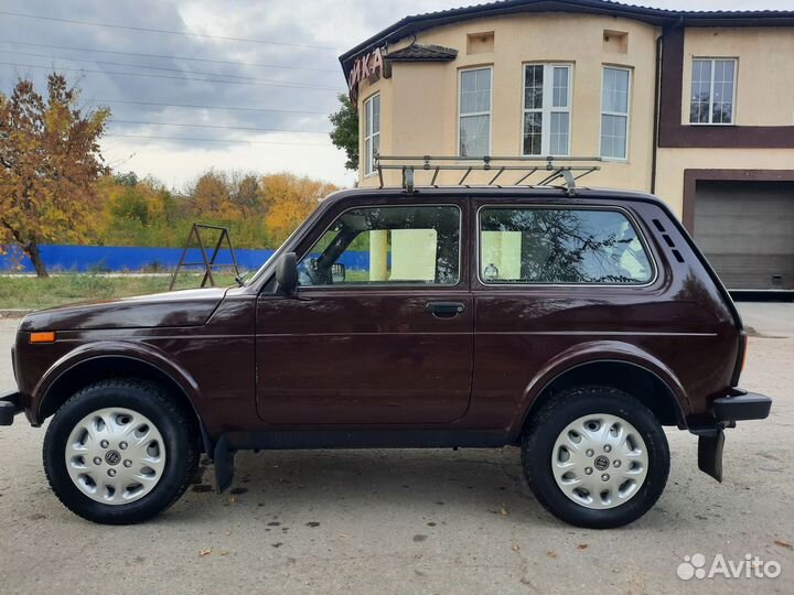 LADA 4x4 (Нива) 1.7 МТ, 2015, 42 000 км