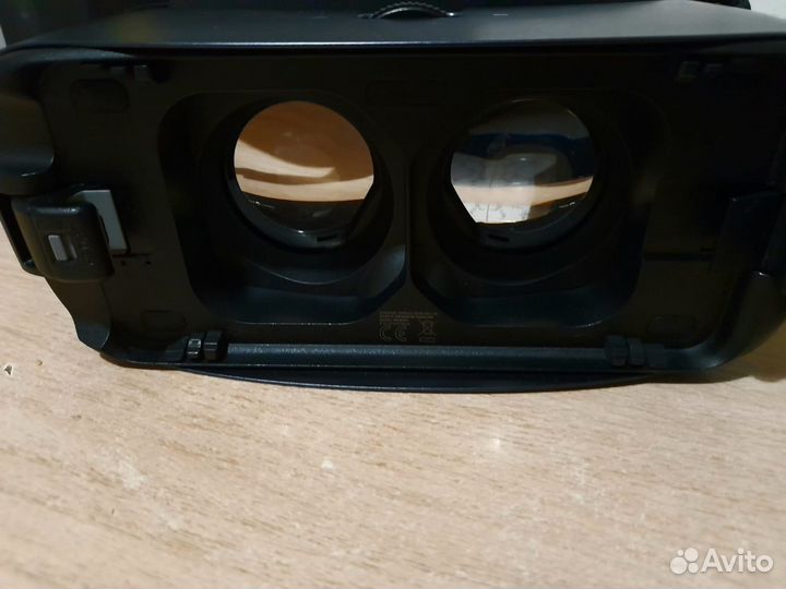 Gear vr with controller samsung sm-r324