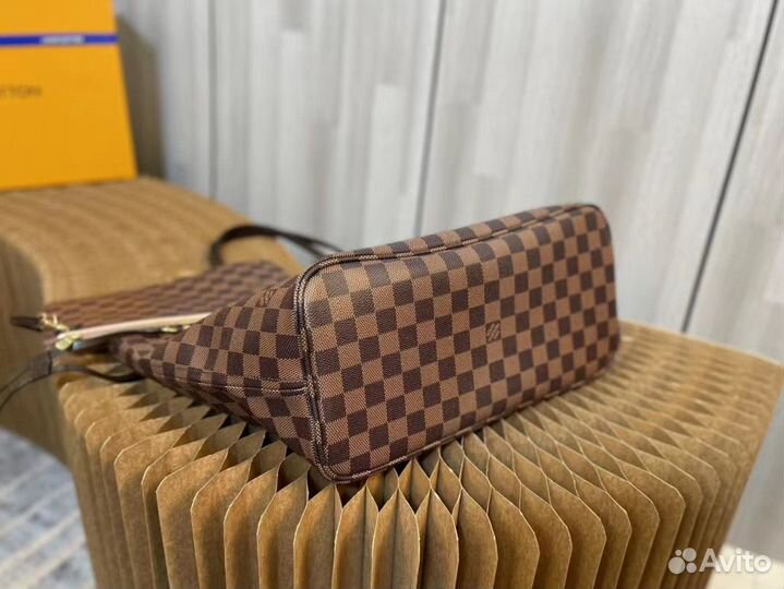 Сумка Louis Vuitton (премиальное качество)