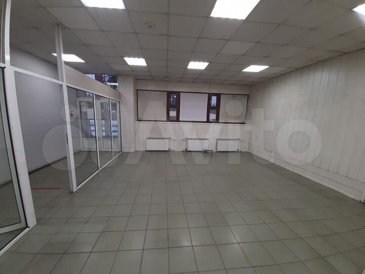 Торговая площадь, 70 м²