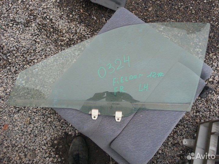 Стекло боковое переднее левое Nissan Wingroad Y12