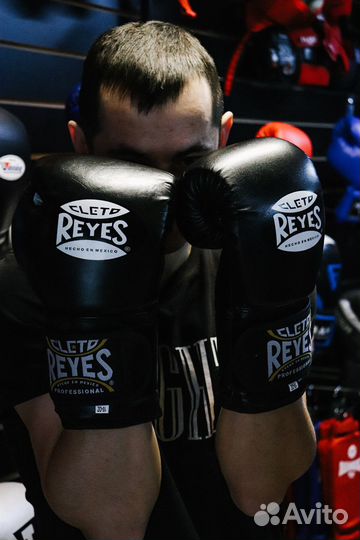 Боксерские перчатки Cleto Reyes black