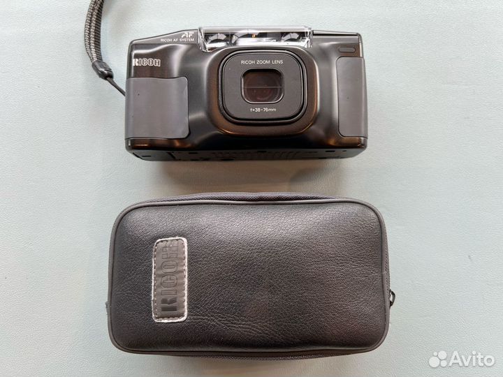 Пленочный фотоаппарат Ricoh RZ-750 Date