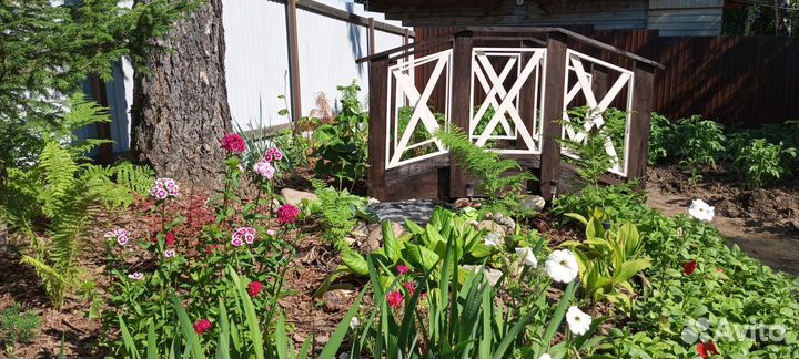 Декоративный мостик садовый