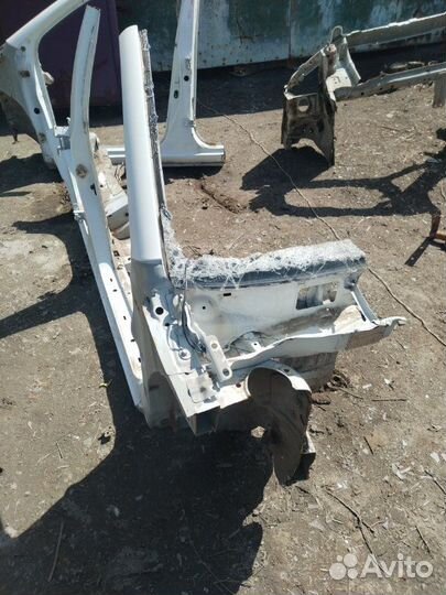 Передняя стойка кузова передняя правая Lifan