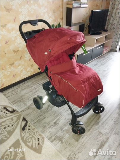 Прогулочная коляска