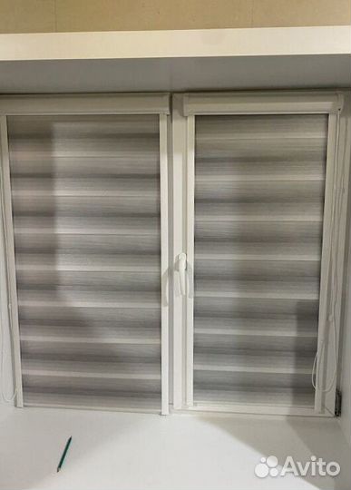 Рулонные шторы зебра в коробе M6905