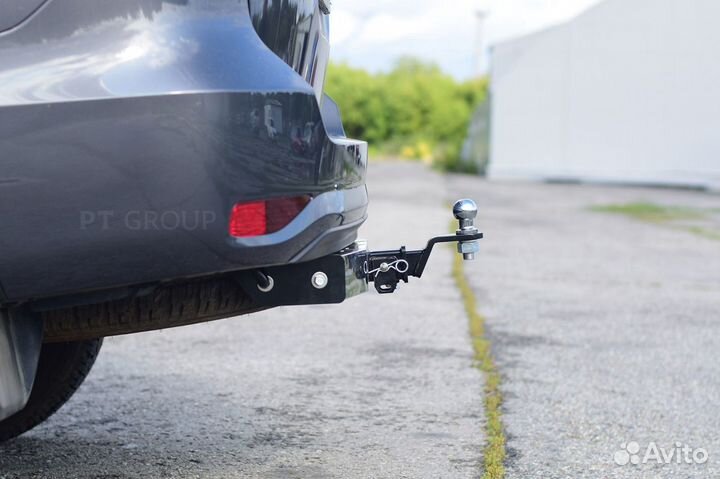 Фаркоп Toyota Fortuner с 2016