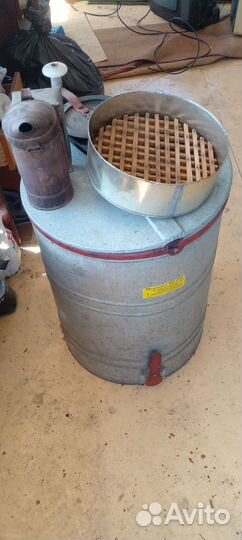 Медогонка 3 рамочная