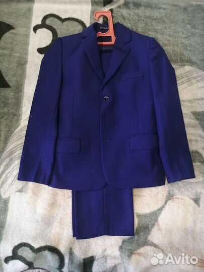 Продам костюм на мальчика