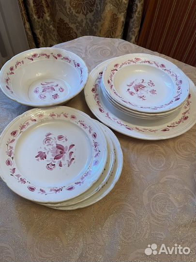 Набор тарелок, чайная пара