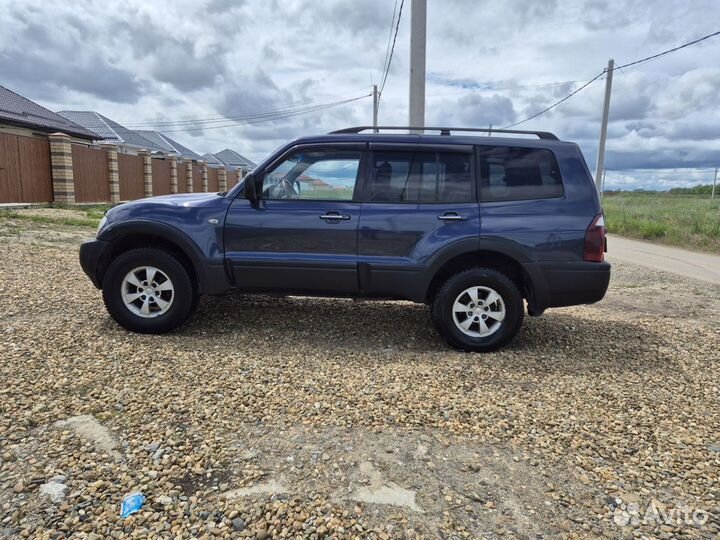 Mitsubishi Pajero 3.2 AT, 2006, 275 000 км