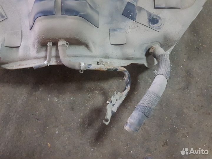 Бак топливный (Infiniti Q50)