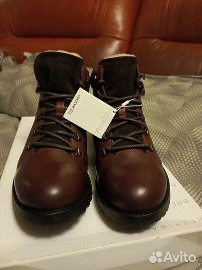 Ботинки Geox 39 новые кожа