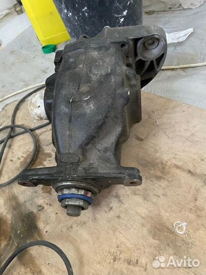 Продаю редуктор на бмв х5